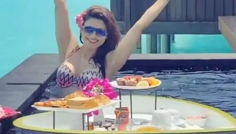 Bollywood Actor Urvashi Rautela's bikini breakfast in the pool