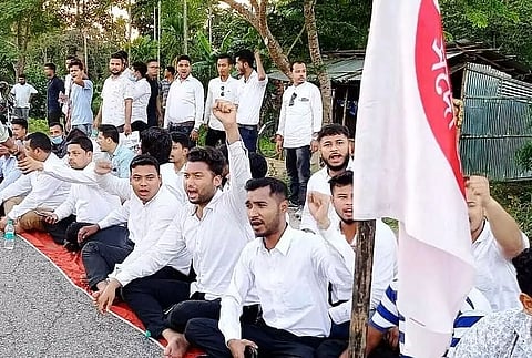 AASU, AJYCP block NHPC vehicles carrying dam-construction materials