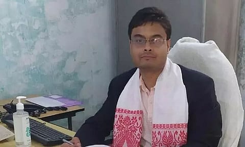 Newly appointed Biswanath SDIPRO Supratim De assumes office