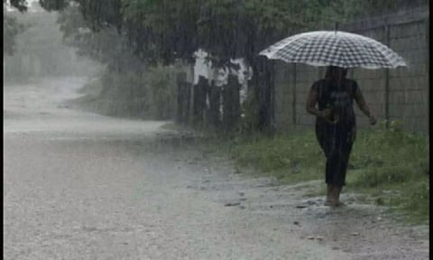 Heavy showers throw life out of gear in Shillong