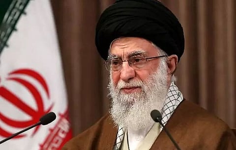 Iran urges US to lift sanctions before joining nuke meeting