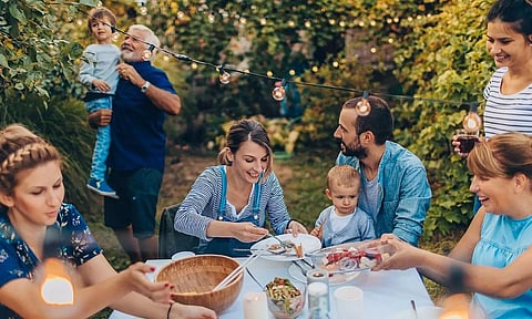 Representational image