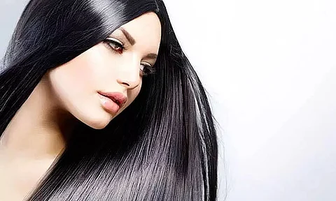 Home Remedies to Keep Your Hair Shiny & Healthy Being at Home