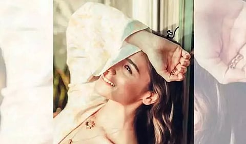 Bollywood actress Alia Bhatt looks stunning in 'sunshine' picture