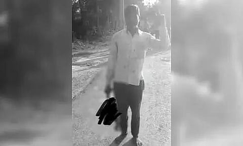 UP Man Parades Daughter's Decapitated Head in Front of Horrified Onlookers