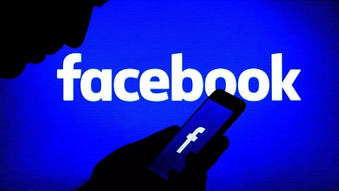 Facebook removes 1,521 malicious accounts