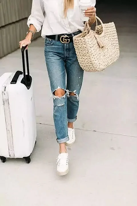 Planning Trip to Meghalaya? 5 Outfits to Rock While Travelling