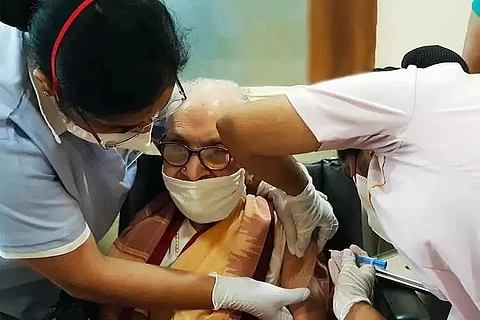 At 103 Years, J Kameshwari Becomes Oldest Woman to Get COVID-19 Vaccine in Bengaluru