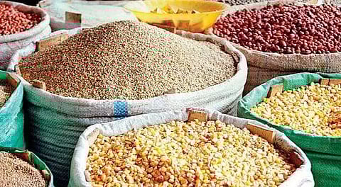 NDRF, Guwahati distributes food items at Palashbari amidst lockdown