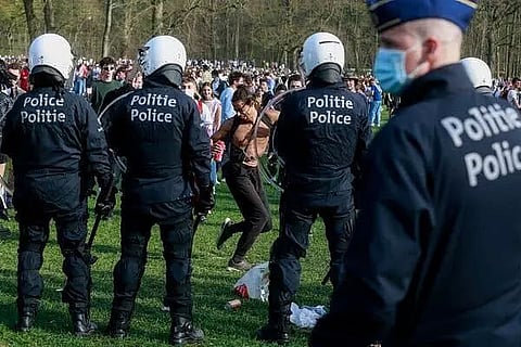Police break up illegal mass gathering in Brussels
