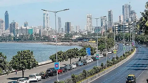 Maharashtra opts for 'weekend lockdown', stringent COVID norms