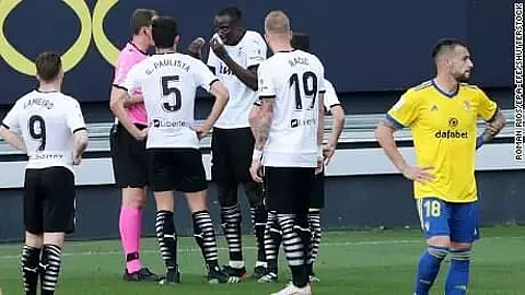 Valencia walk off in Cadiz due to alleged racist abuse