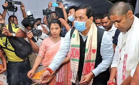 CM Sarbananda Sonowal pays tributes to late Dulu Gogoi