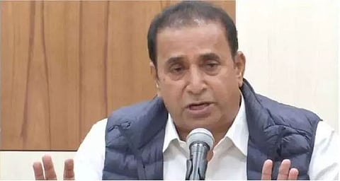 CBI questions Anil Deshmukh's 2 PAs over bribery allegations