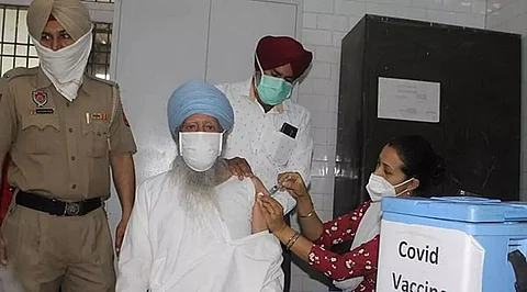 Centre doing politics on vaccination: Congress Health Ministers