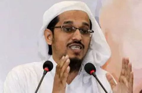 Hefazat top leader Harun Izhar detained in Chittagong