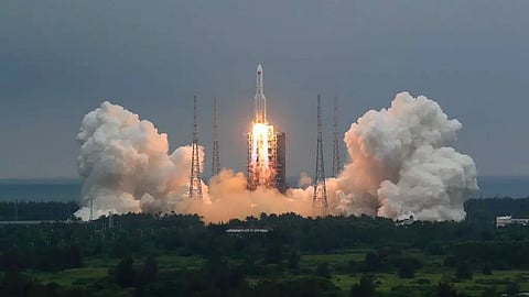 Falling Chinese rocket poses 'low' risk to humans