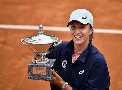 Iga Swiatek demolishes Karolina to capture Rome Open title