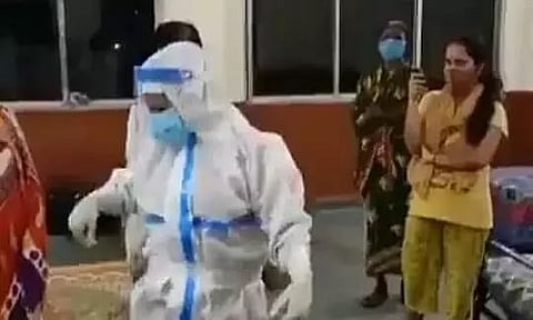 Tinsukia: Frontline Covid Workers Dance to Relieve COVID Patients of Mental Stress