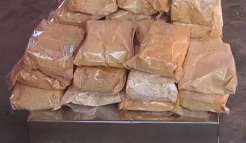 Dibrugarh Police held 3, Brown sugar seized