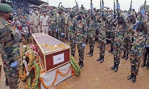 Galwan Valley Martyr's Wife Dissatisfied with Jharkhand Government Policy towards Families of Martyrs