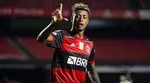 Bruno Henrique double sees Flamengo past Fortaleza