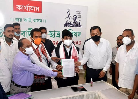 Minister Atul Bora, AJYCP discuss implementation of Assam Accord