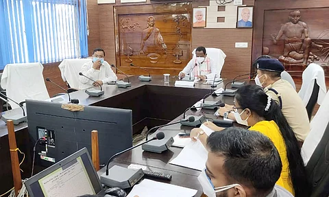 Guardian Minister Sanjay Kishan assesses COVID-19 situation in Lakhimpur district
