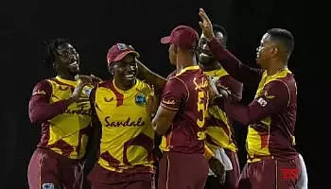 Shimron Hetmyer, Bravo guide Windies to victory over Australia