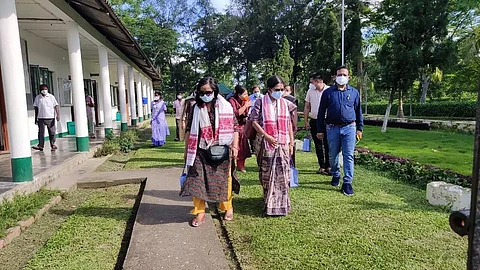 Central team visits Tezpur to study COVID management strategy