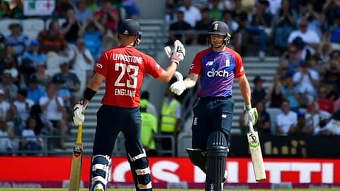 England beat Pakistan to level T20 series