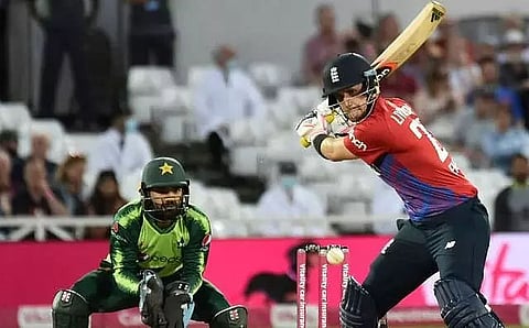 England clinch T20I series vs Pakistan with thrilling win