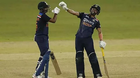 Dad not surprised at Chahar the batsman's success