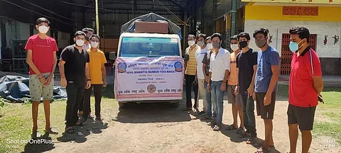 Marwari Yuva Manch NGO distributes food among needy during pandemic