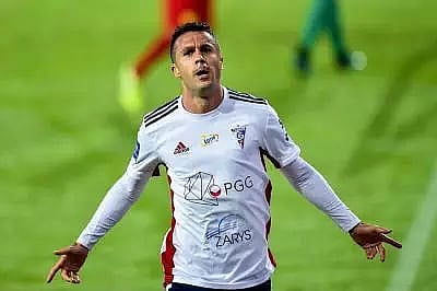 Mumbai City FC rope in experienced Angulo