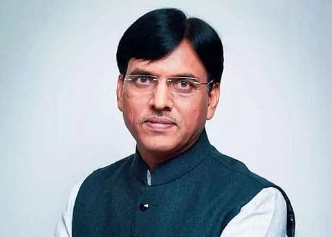 No dearth of vaccine, Health Minister tells Rahul Gandhi