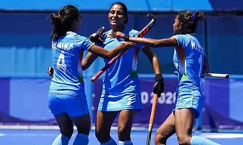 Jharkhand announce Rs 50 lakh each for state players in women's hockey team