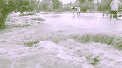 Flash flood caused by River Jiadhol wreaks havoc in Dhemaji