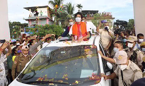 Boxer Lovlina Borgohain receives rousing welcome at native place in Sarupathar
