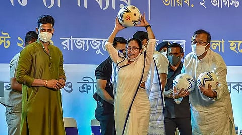 Controversy shrouds Mamata Banerjee's 'Khela Hobe Dibos'