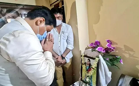 Union Minister Sarbananda Sonowal Assured To Erect a Memorial In The Name Of Parimita Das
