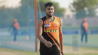 Umran Malik joins SRH as Covid-19 replacement for Natarajan