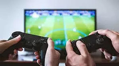 China set to ban video games that show 'gay relationship', 'unmanly characters'