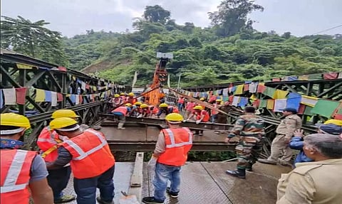 Nari Shakti of of Tezpur Project Vartak on Balipara-Charidwar-Tawang Road