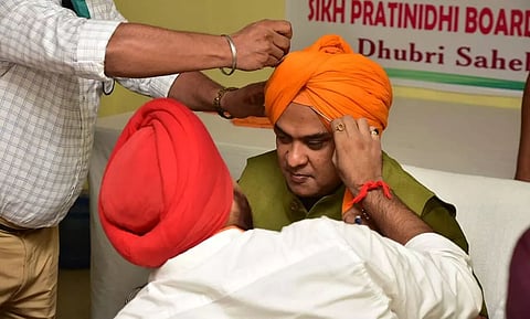 Assam CM Himanta Biswa Sarma Offers Prayers at Dhubri Gurudwara