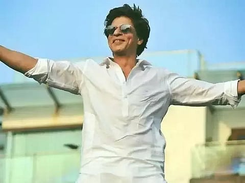 Bollywood King Shah Rukh Khan Birthday Special: Have a Look at Some of his Evergreen Romantic Films