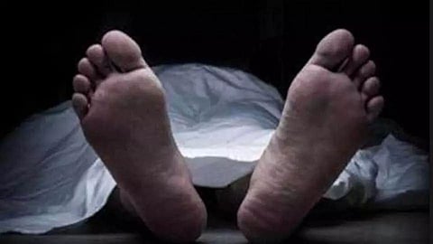 Dead Body found in Demow cremation ground