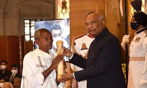 Harekala Hajabba: Orange Seller Awarded with Padma Shri; Take a Look at his Story and Biography