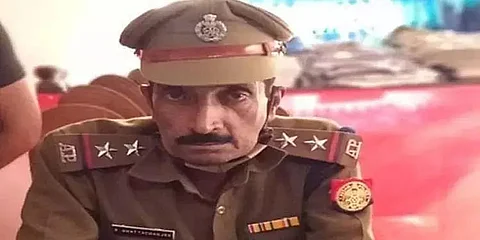 Assam: Police Officer Caught Red-Handed While Taking Bribe