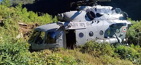 Indian Air Force chopper crash-lands at Rochham helipad